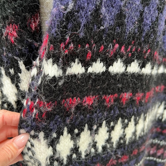 LOFT Fair Isle Knit Long Vest in Black with Purple & White - Picture 6 of 7